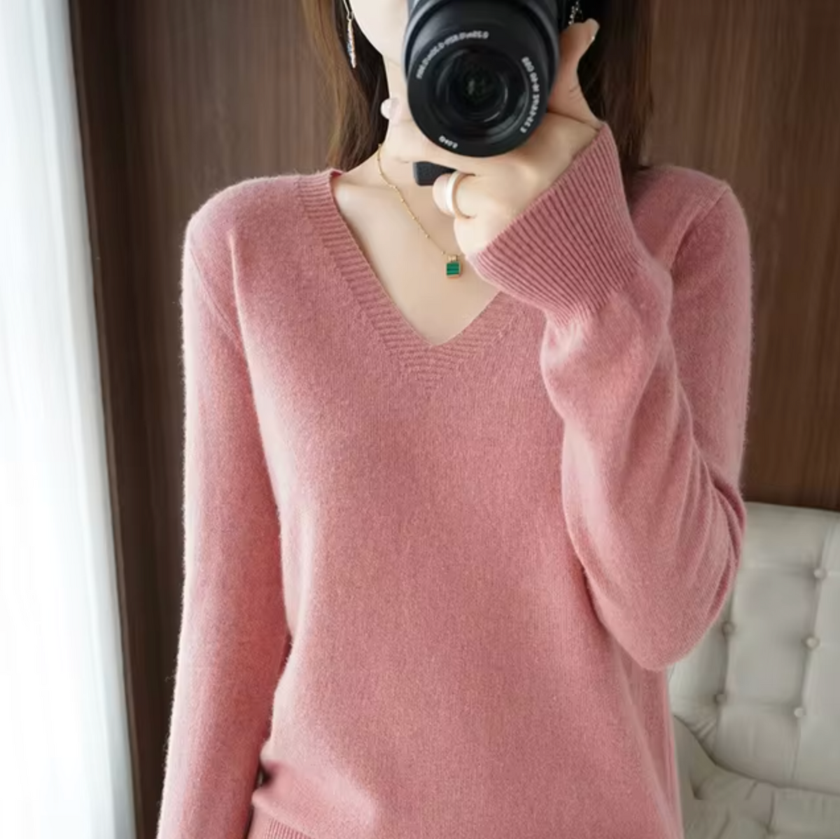 Faenza Luxurious V-Neck Sweater